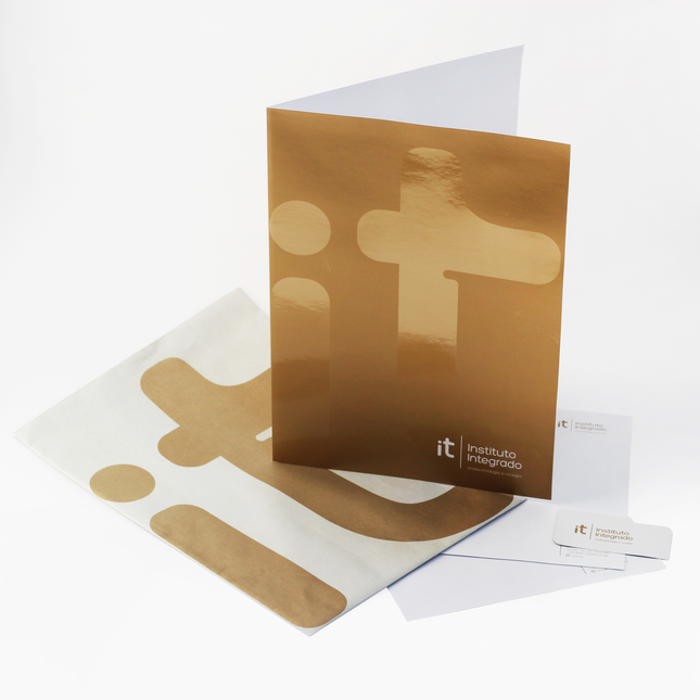 Pastas, envelopes, cartões de visita e papéis timbrados